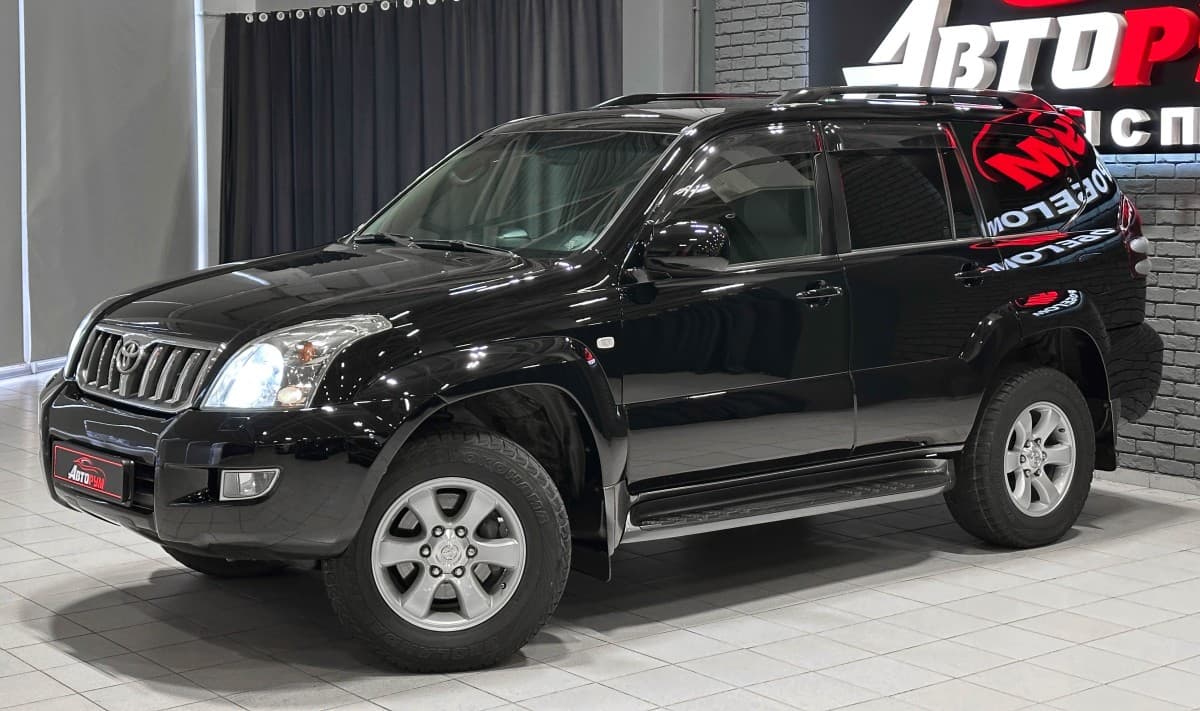Toyota Land Cruiser Prado - 2